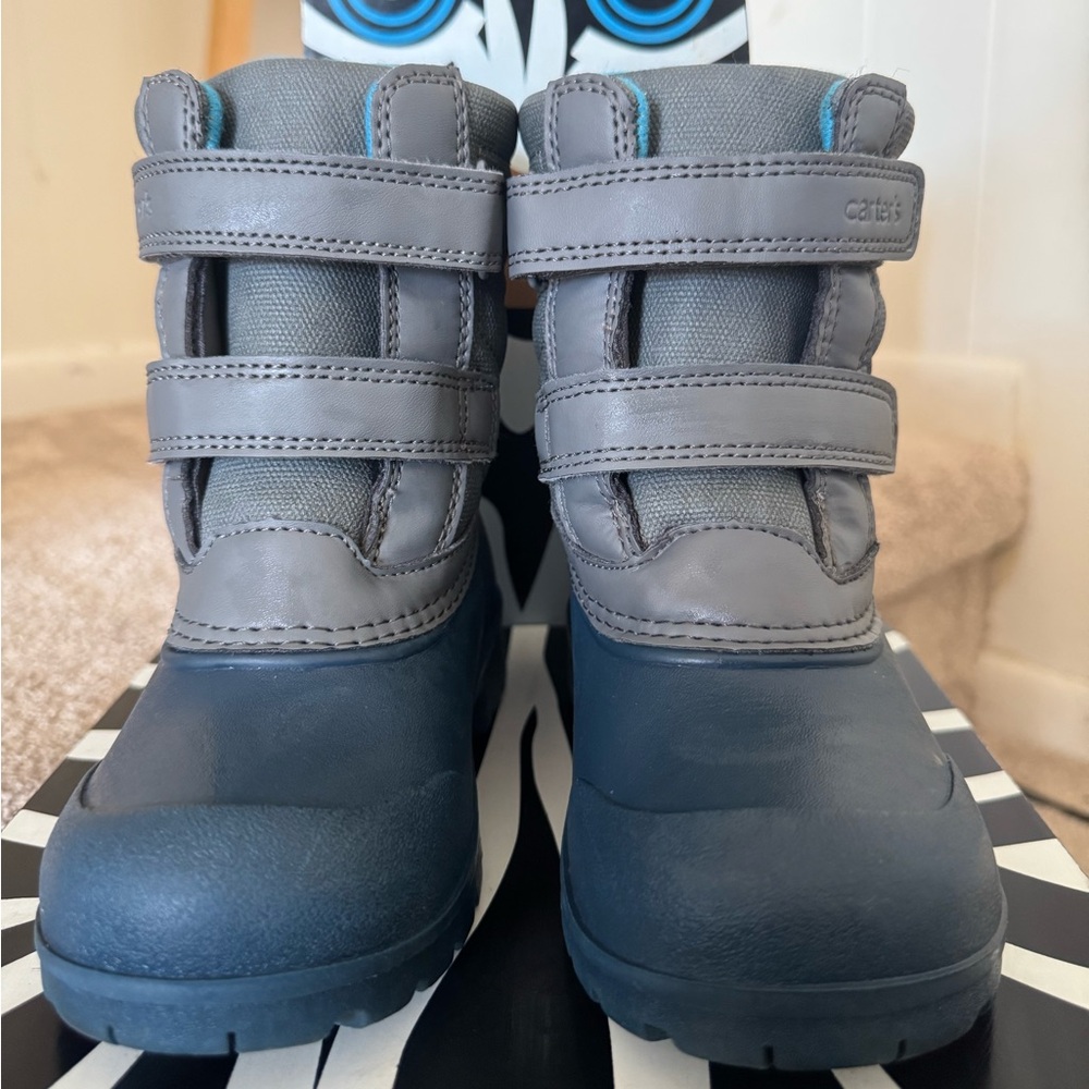 Boys Carter’s Deltha Snow Boots Size 12 – Grey and Navy Blue